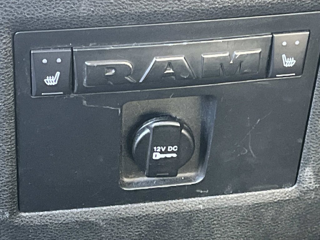 Used 2016 RAM 2500 Laramie w/ Protection Group AWD/4WD image 20