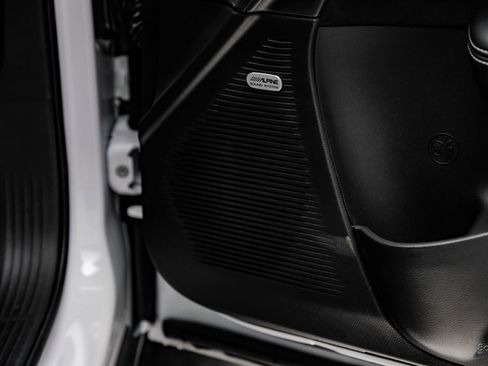 Used 2023 Dodge Challenger SRT Hellcat w/ Driver Convenience Group image 80