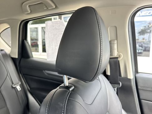 Used 2020 MAZDA CX-5 Touring FWD image 20