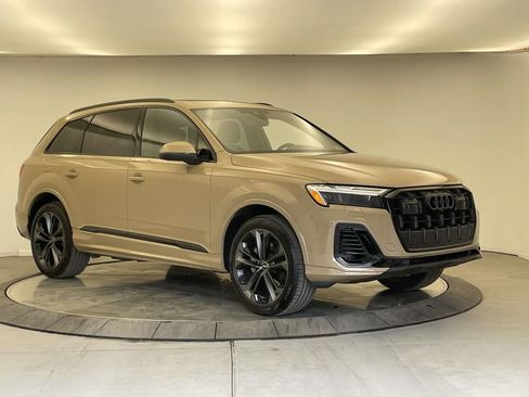 Used 2025 Audi Q7 3.0T Premium Plus image 9