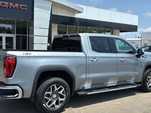 Certified 2023 GMC Sierra 1500 SLT w/ SLT Premium Plus Package AWD/4WD image 8