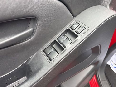 Used 2023 Nissan Frontier S 4D Crew Cab image 8