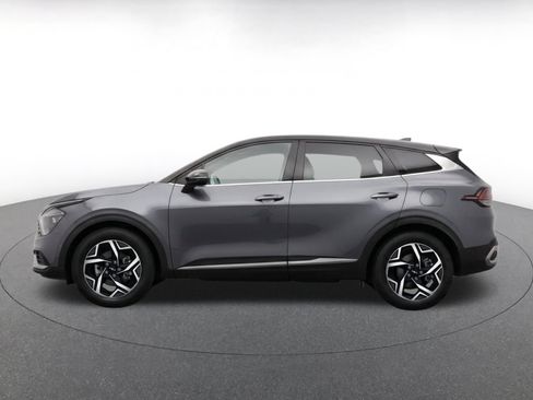 Used 2025 Kia Sportage LX FWD image 4