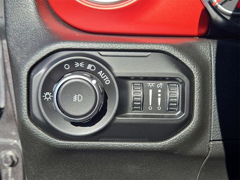 Certified 2021 Jeep Wrangler Unlimited Rubicon image 22