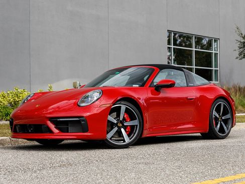 Used 2024 Porsche 911 Targa 4S image 31