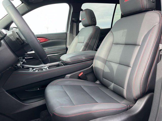 Certified 2025 Chevrolet Traverse Z71 w/ Driver Confidence Package AWD/4WD image 10