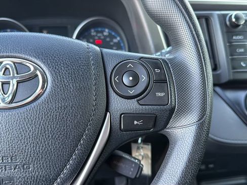 Used 2018 Toyota RAV4 LE w/ All Weather Liner Package AWD/4WD image 24