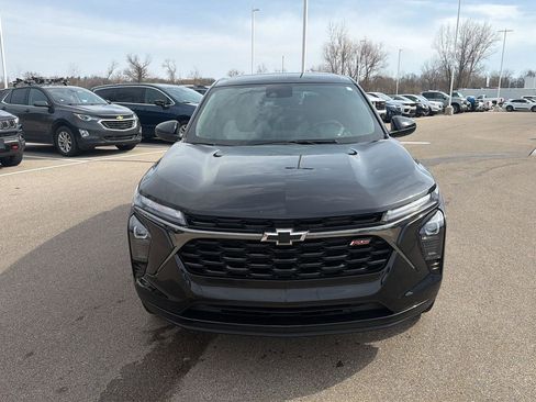 Used 2024 Chevrolet Trax RS w/ Driver Confidence Package FWD image 8