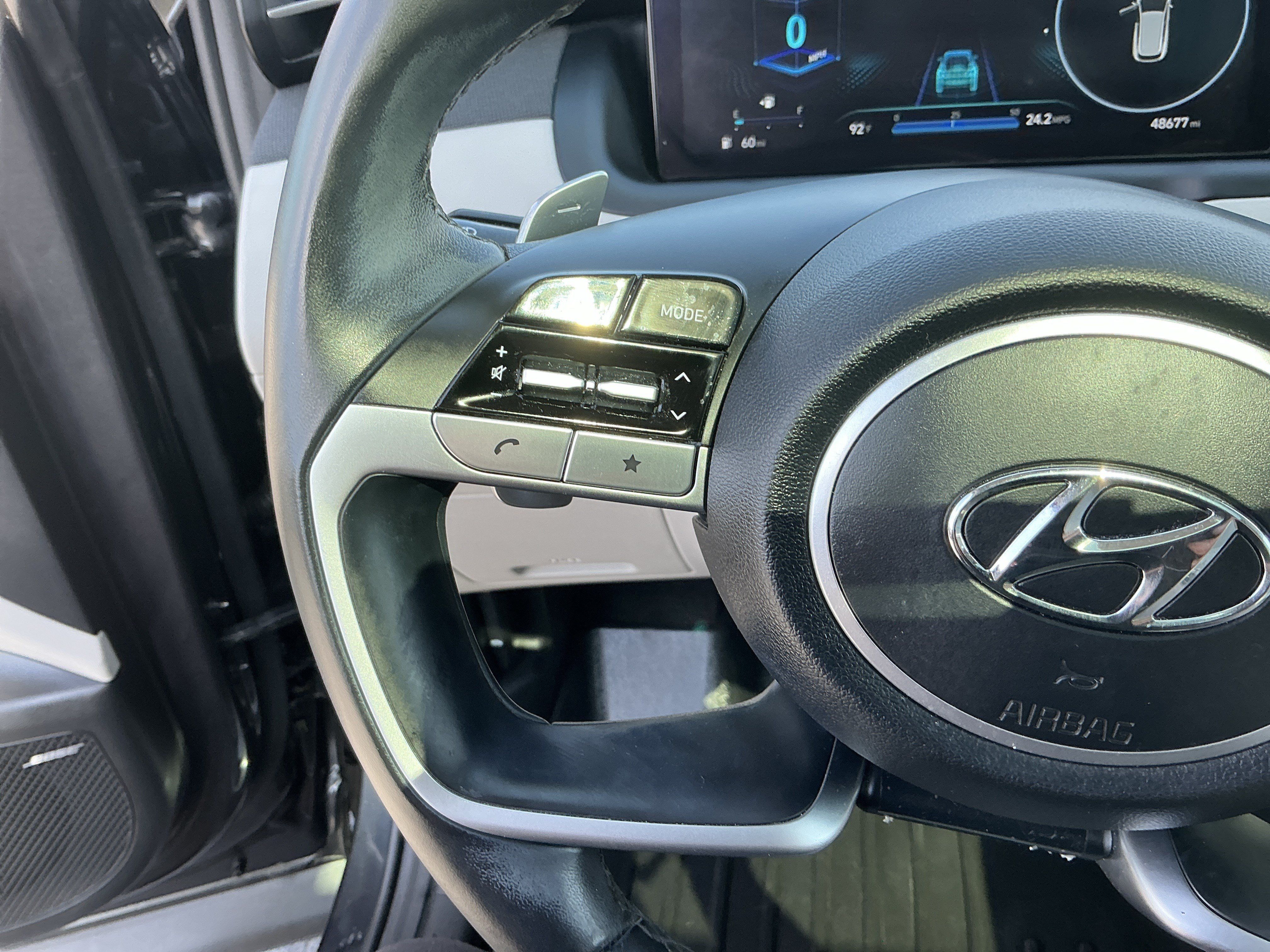 Used 2022 Hyundai Tucson Limited AWD/4WD image 17
