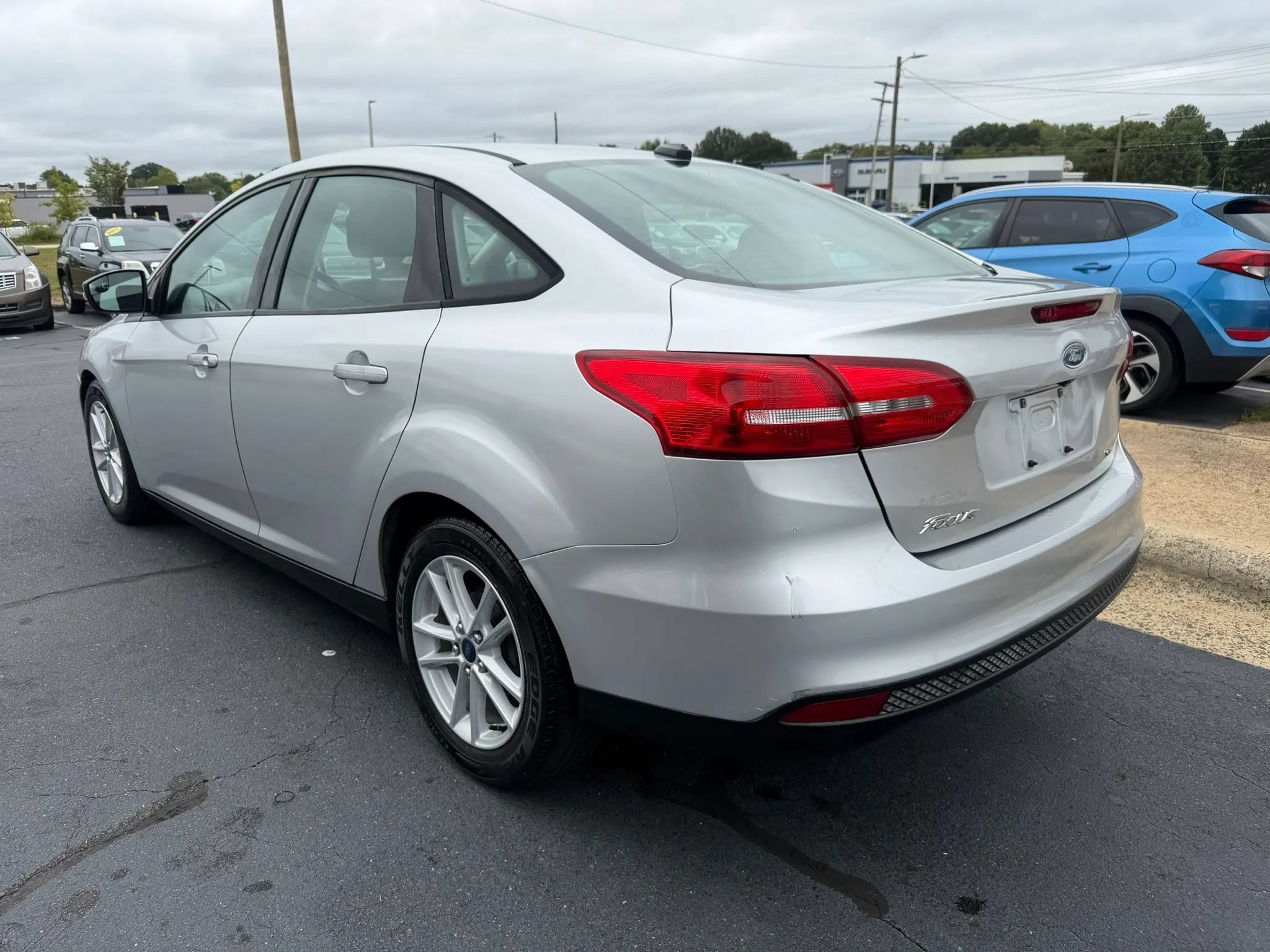 Used 2017 Ford Focus SE FWD image 5