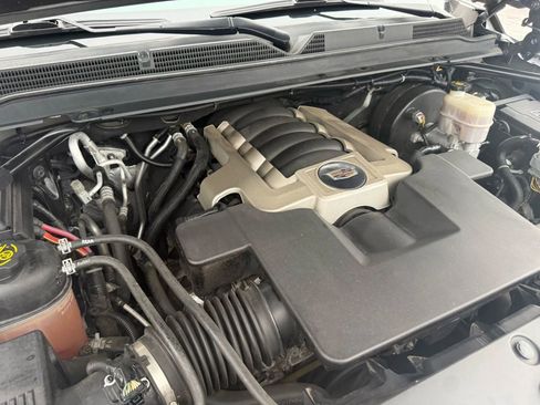 Used 2019 Cadillac Escalade Luxury image 67