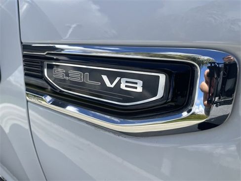 Used 2023 GMC Sierra 1500 SLT w/ SLT Premium Package image 32