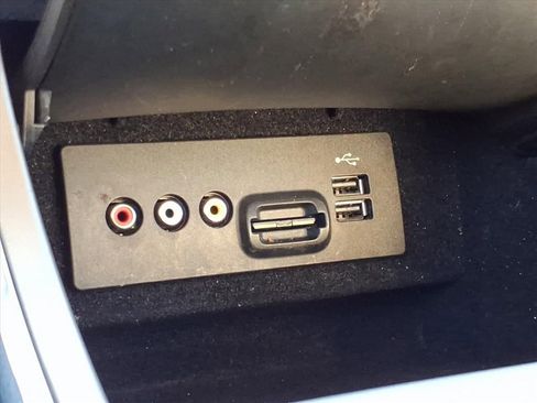 Used 2014 Lincoln MKX FWD w/ Equipment Group 101A image 21