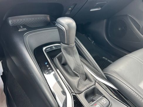Certified 2022 Toyota Corolla XSE FWD image 34