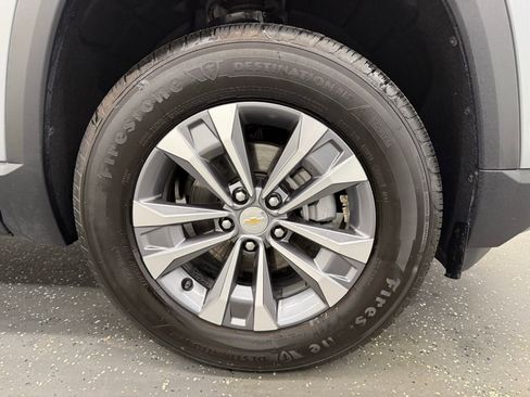 Used 2026 Chevrolet Equinox LT FWD image 21