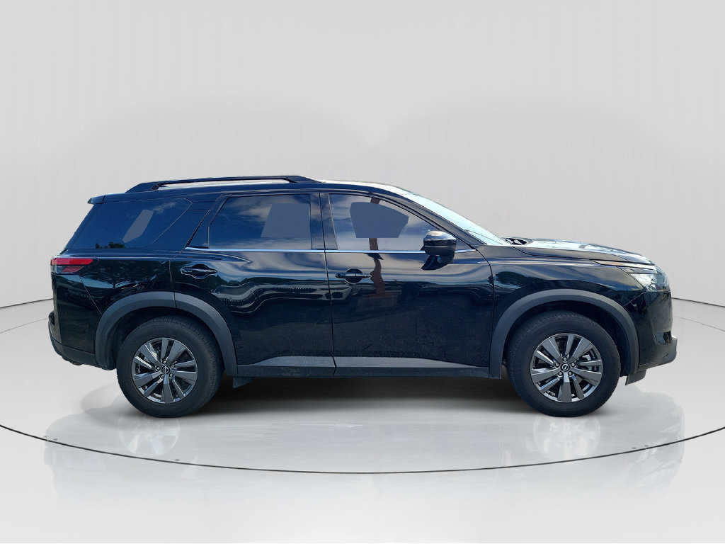 Used 2024 Nissan Pathfinder SV FWD image 8