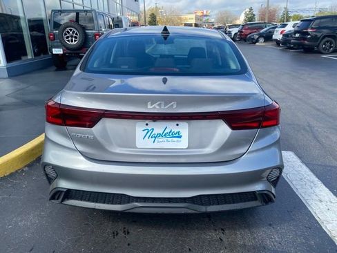 Used 2023 Kia Forte LXS image 8