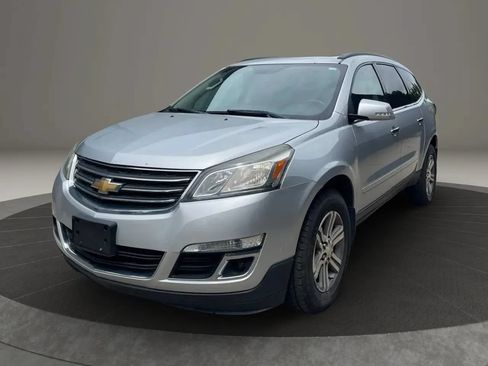 Used 2015 Chevrolet Traverse LT AWD/4WD image 3