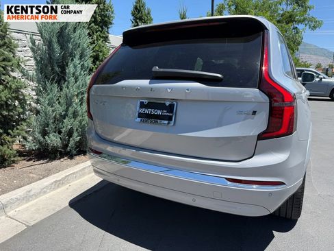 Used 2025 Volvo XC90 B6 Plus AWD/4WD image 35