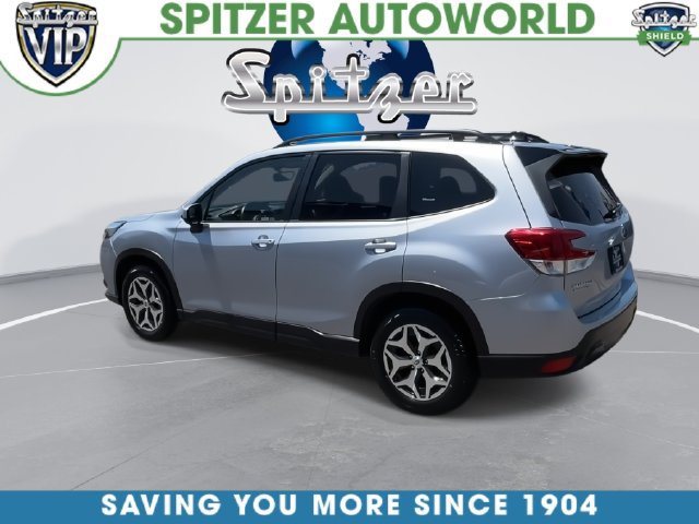 Used 2024 Subaru Forester Premium AWD/4WD image 9