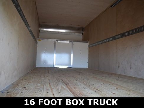 New 2025 Chevrolet Express 3500 Work Van w/ Power Convenience Package image 14