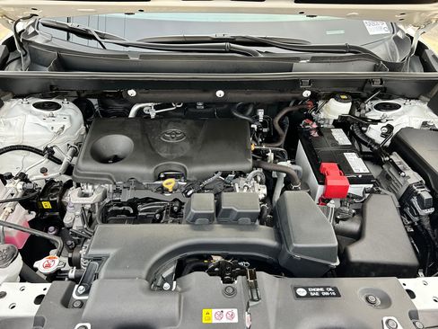 Certified 2023 Toyota RAV4 LE image 30