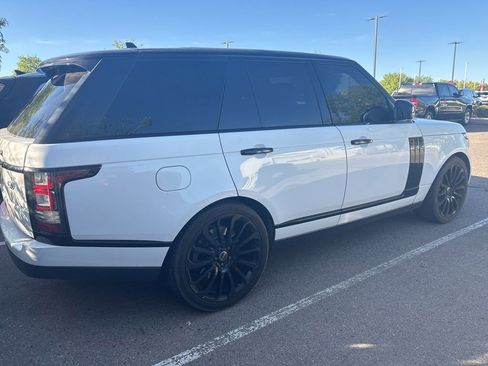 Used 2016 Land Rover Range Rover HSE image 2