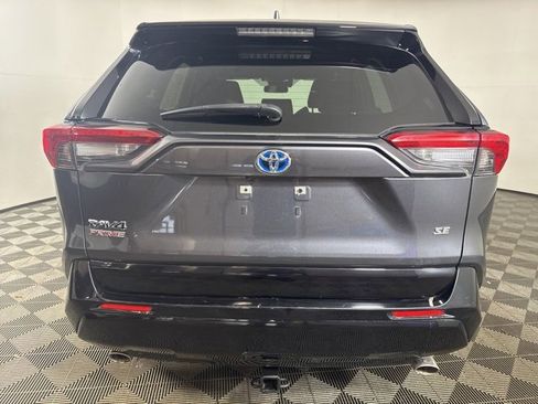 Used 2021 Toyota RAV4 SE image 22