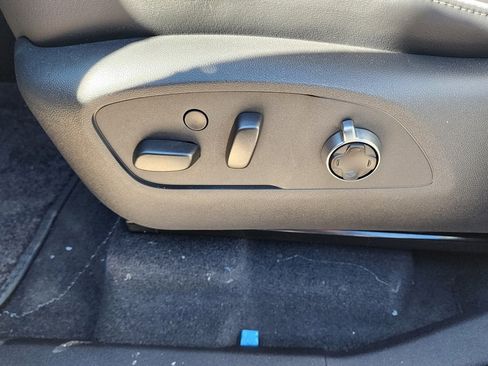 New 2026 Buick Enclave Avenir image 18