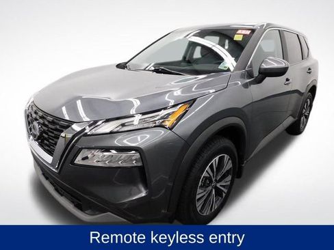 Used 2023 Nissan Rogue SV image 14