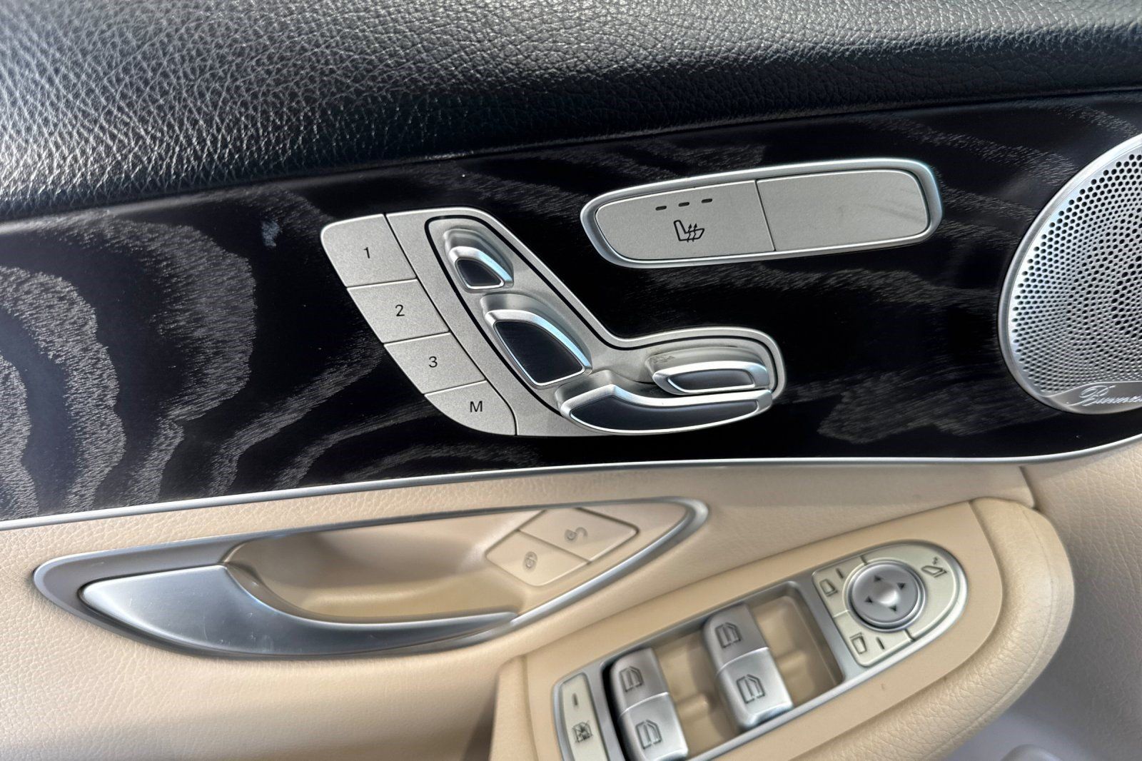Used 2018 Mercedes-Benz GLC 300 4MATIC image 14