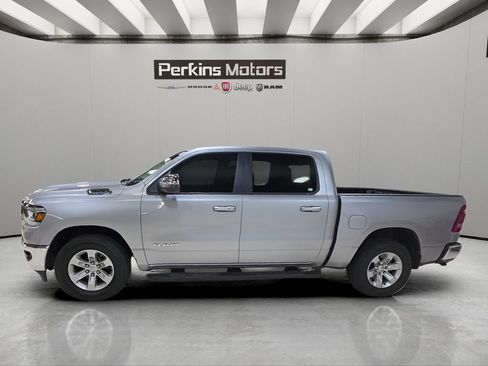 Used 2024 RAM 1500 Laramie AWD/4WD image 9