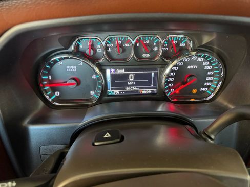 Used 2015 Chevrolet Silverado 2500 High Country w/ Duramax Plus Package image 14