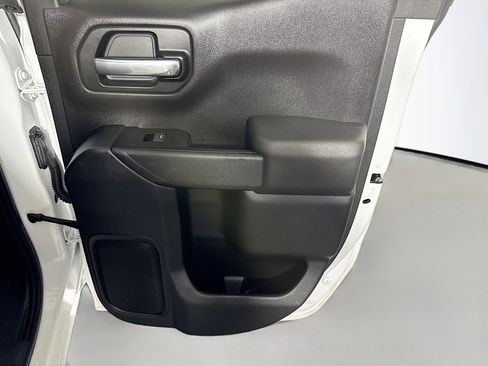 Used 2019 Chevrolet Silverado 1500 LT w/ All-Star Edition image 27