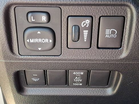 Used 2021 Toyota 4Runner Venture AWD/4WD image 22