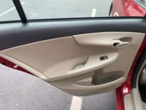 Used 2013 Toyota Corolla L image 26