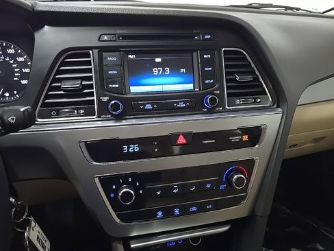 Used 2015 Hyundai Sonata SE w/ Option Group 09 image 24