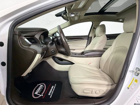 Used 2017 Buick LaCrosse Essence w/ Sun and Shade Package FWD image 19
