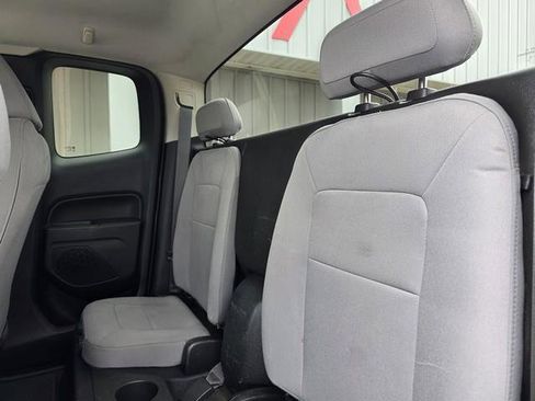 Used 2016 Chevrolet Colorado W/T w/ WT Convenience Package AWD/4WD image 17