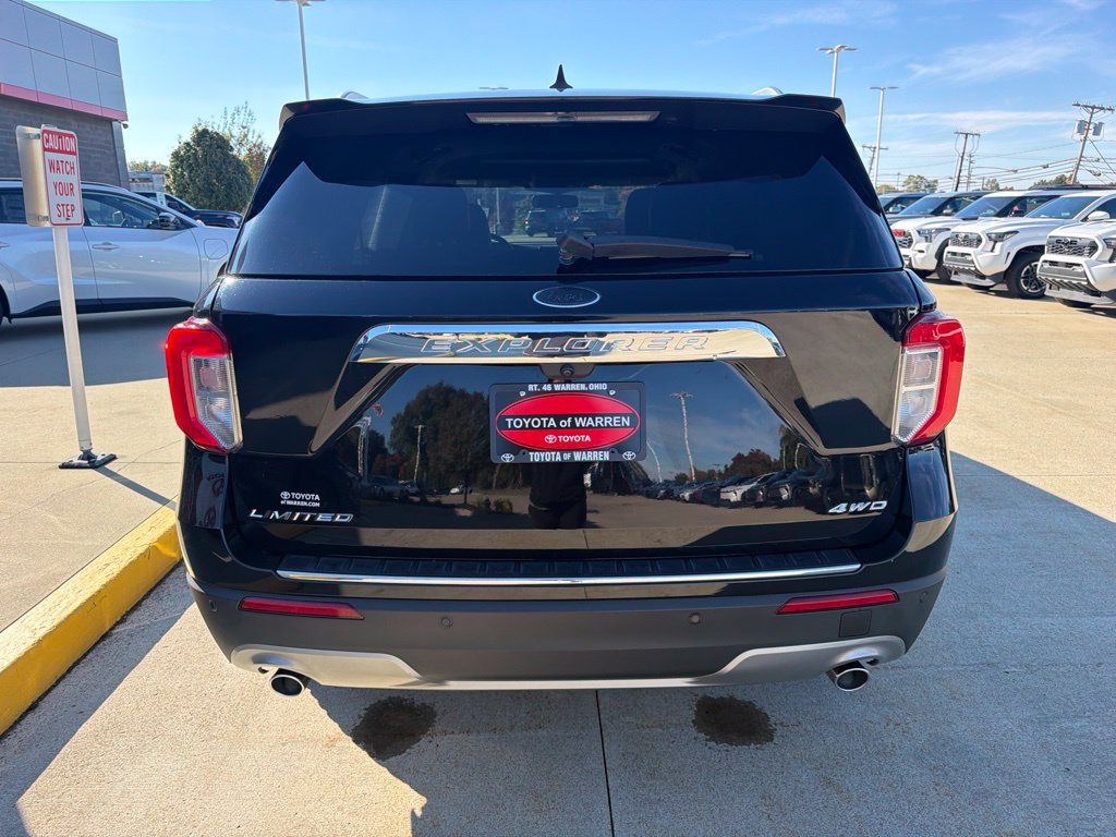 Used 2023 Ford Explorer Limited w/ Equipment Group 301A AWD/4WD image 6