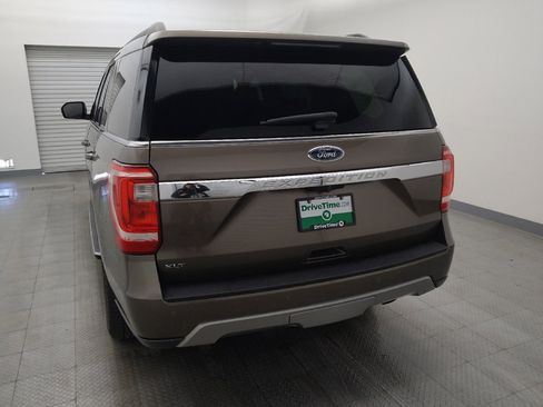Used 2018 Ford Expedition XLT w/ Equipment Group 202A image 6