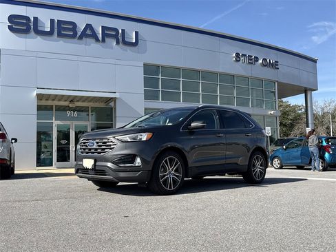 Used 2020 Ford Edge Titanium w/ Cargo Accessory Package image 2