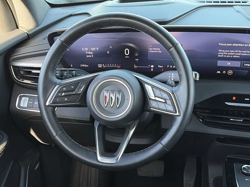 Used 2025 Buick Enclave Preferred w/ Power Package FWD image 13