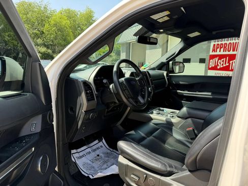 Used 2019 Ford Expedition Max XLT AWD/4WD image 9