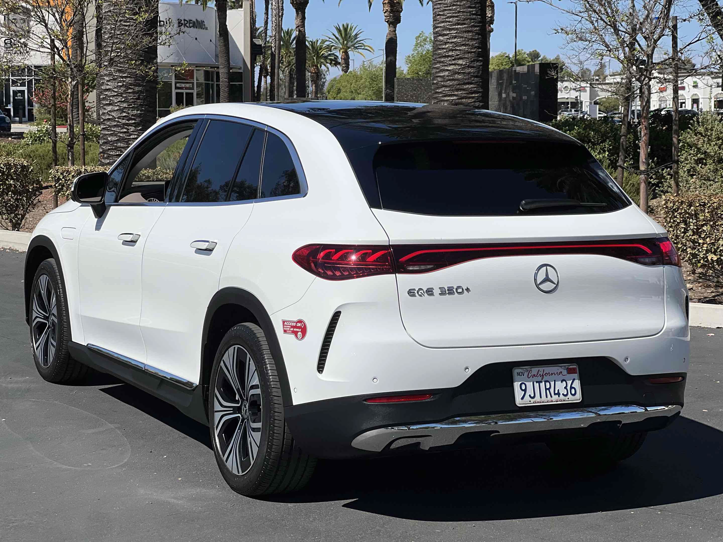 Used 2023 Mercedes-Benz EQE 350+ SUV image 24