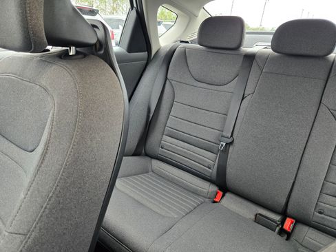 Used 2025 Kia K4 EX image 12