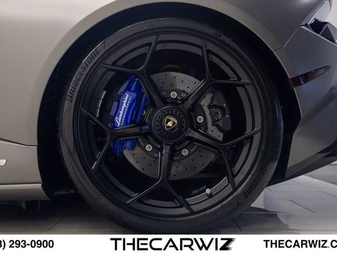 Used 2023 Lamborghini Huracan Tecnica RWD image 15