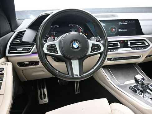 Used 2022 BMW X5 sDrive40i w/ M Sport Package RWD image 18