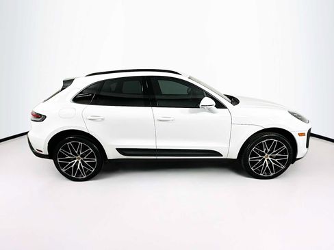 New 2026 Porsche Macan AWD/4WD image 8