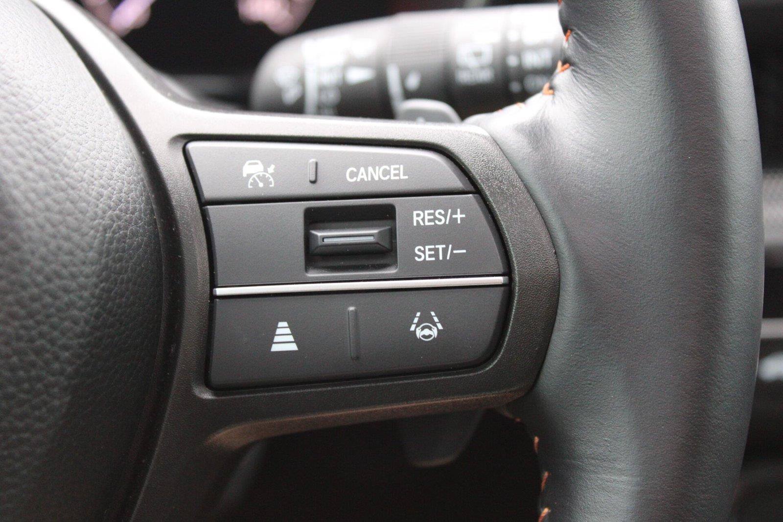 Used 2025 Honda CR-V Sport image 31